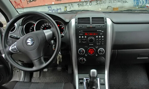 Suzuki Grand Vitara 1.9 DDiS #12