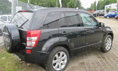 Suzuki Grand Vitara 20 Jahre #4