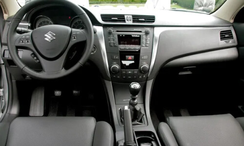 Suzuki Kizashi #5