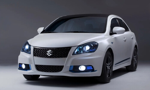 Suzuki Kizashi #8