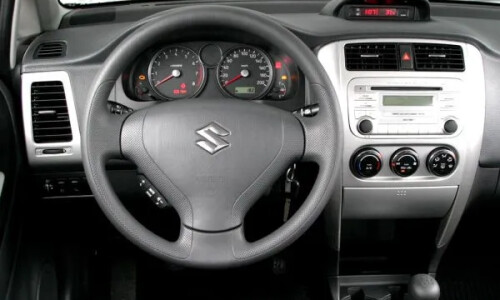Suzuki Liana #6