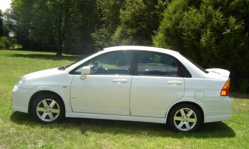 Suzuki Liana #13
