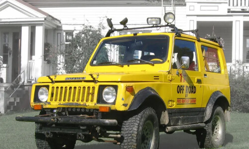Suzuki SJ 410 #15