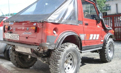Suzuki SJ 413 #2