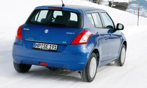 Suzuki Swift 4x4 Snow #7