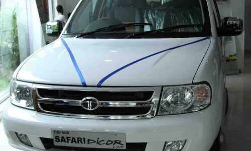 Tata Safari #11