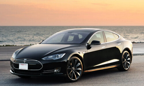 Tesla Model S #4