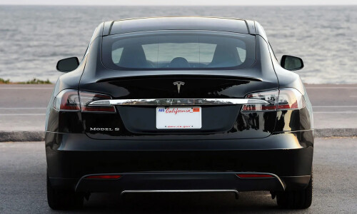 Tesla Model S #13