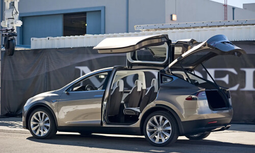Tesla Model X #15