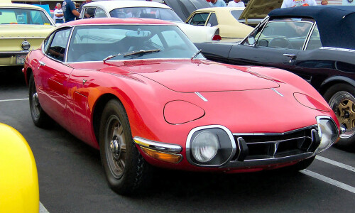 Toyota 2000 GT #1