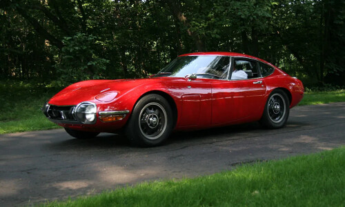 Toyota 2000 GT #6