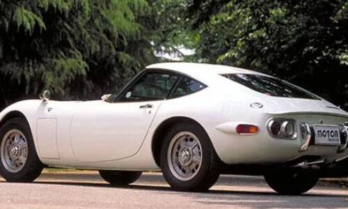 Toyota 2000 GT #13