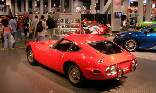 Toyota 2000 GT #14