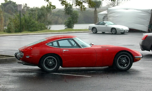 Toyota 2000 GT #17
