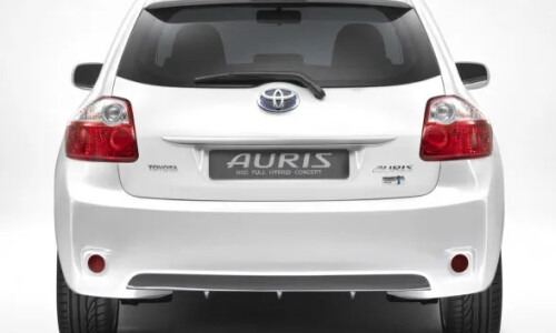 Toyota Auris HSD #12