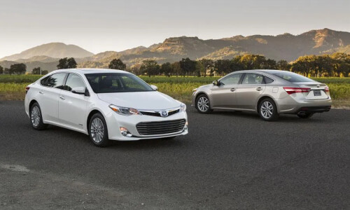 Toyota Avalon #1