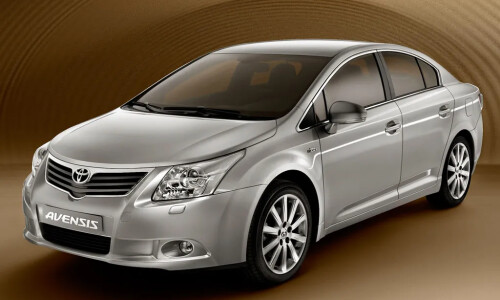 Toyota Avensis #9