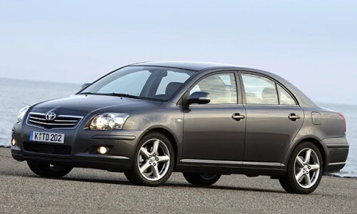 Toyota Avensis 2.2 D-CAT #9