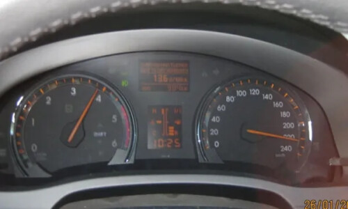 Toyota Avensis 2.2 D-CAT Kombi #9