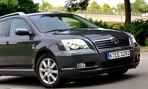 Toyota Avensis 2.2 D-CAT Kombi #11