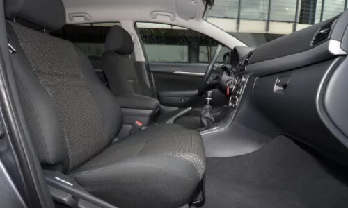 Toyota Avensis Travel #5