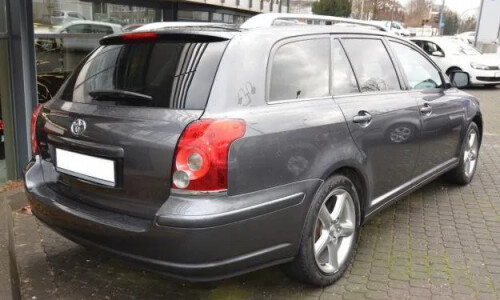 Toyota Avensis Travel #6