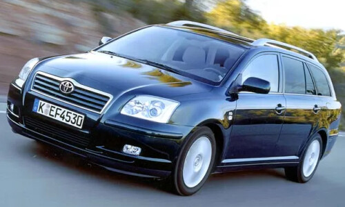Toyota Avensis Travel #9