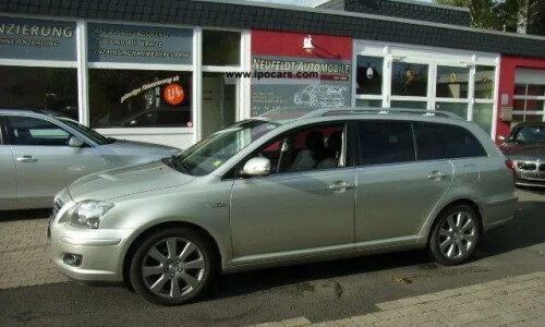 Toyota Avensis Travel #11