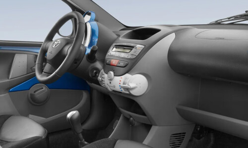Toyota AYGO #16