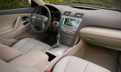 Toyota Camry #9