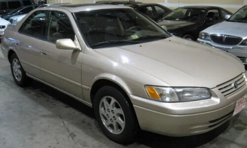 Toyota Camry V6 #9
