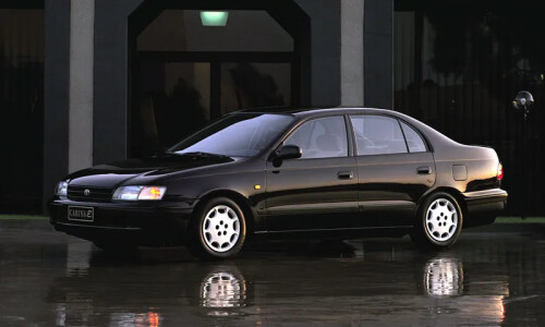 Toyota Camry V6 #17