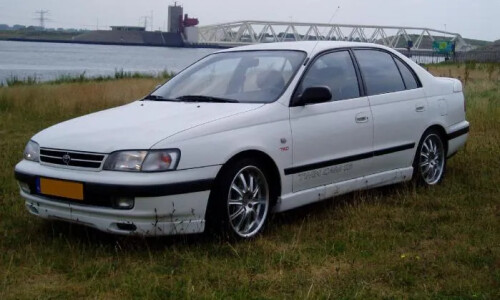 Toyota Carina #9