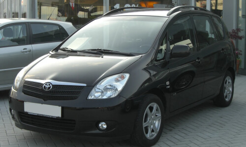 Toyota Corolla Verso #7