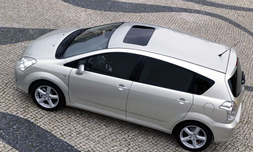 Toyota Corolla Verso #12