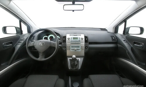Toyota Corolla Verso #13