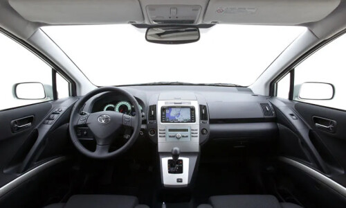 Toyota Corolla Verso 2.2 D-CAT #7