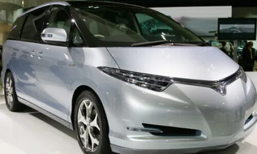 Toyota Estima #5