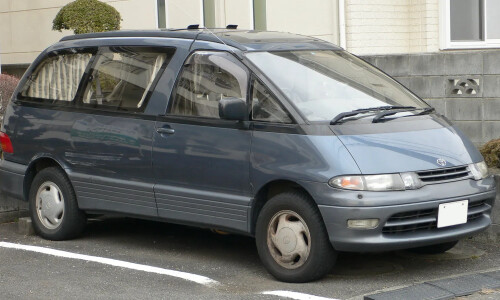 Toyota Estima #12