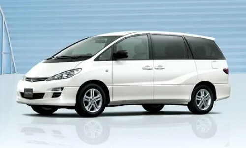 Toyota Estima #15