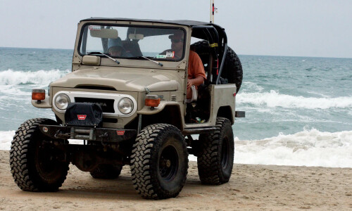 Toyota FJ40 #2