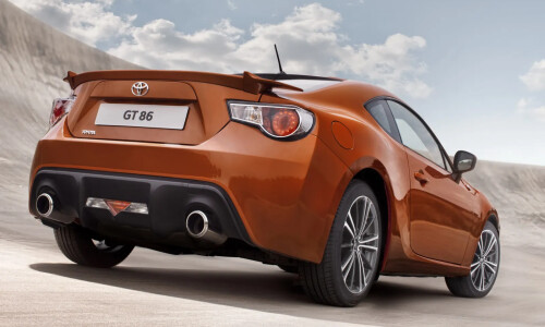 Toyota GT 68 #9
