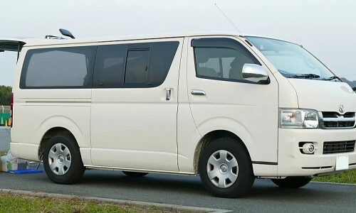 Toyota Hiace GL #11