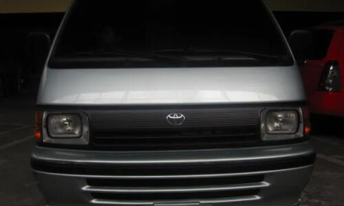 Toyota Hiace GL 4x4 #6