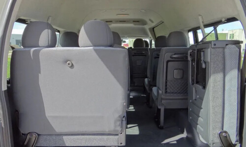 Toyota Hiace GL 4x4 #7