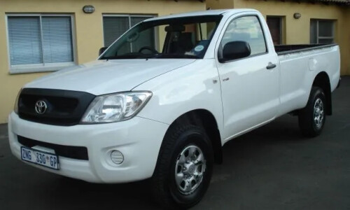 Toyota Hilux 2.5 D-4D #1