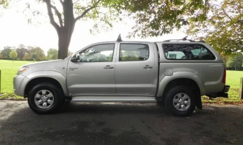 Toyota Hilux 2.5 D-4D #4