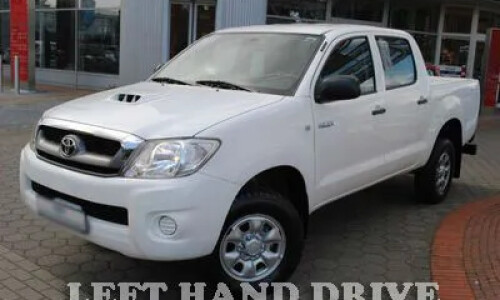 Toyota Hilux Double Cab 2.5 D-4D 4x4 #2