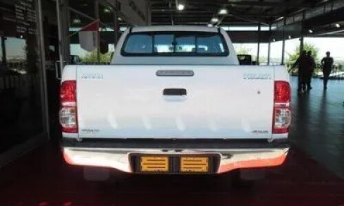 Toyota Hilux Double Cab 2.5 D-4D 4x4 #7