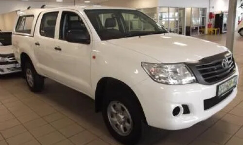Toyota Hilux Double Cab 2.5 D-4D 4x4 #9
